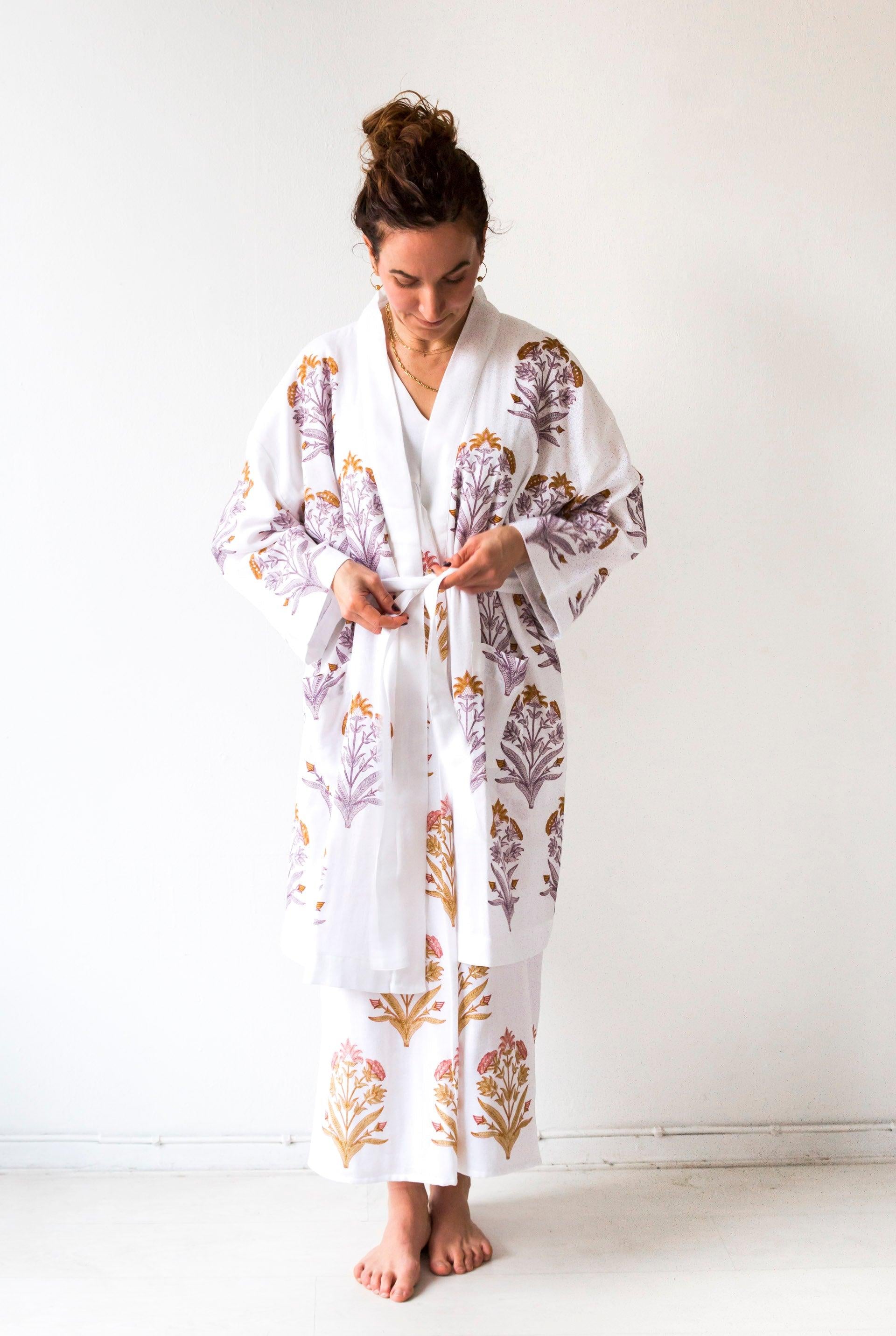 LOUNGEWEAR