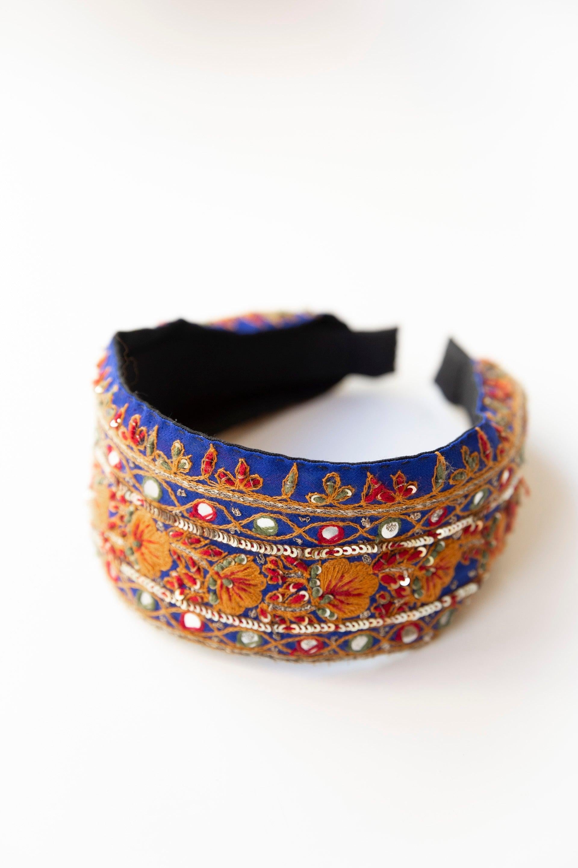 HEADBANDS, BAGS & POUCHES