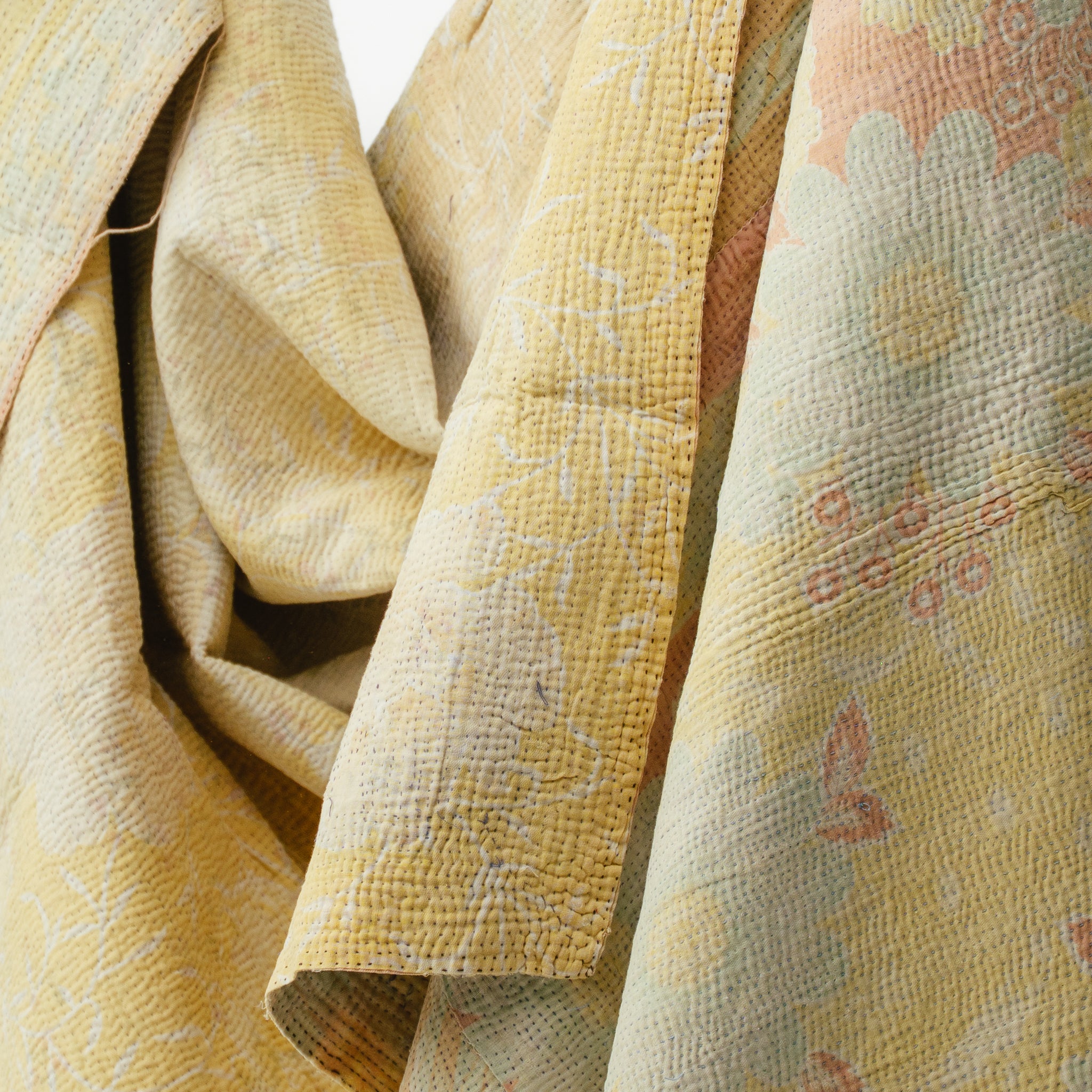 Vintage Kantha Throw Biege, Pinks and Yellows 