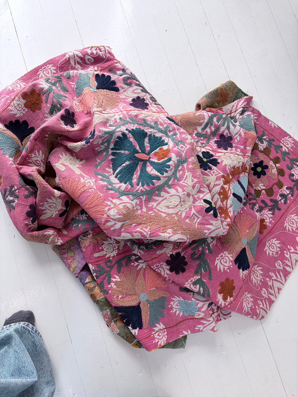 Vintage Kantha with Suzani Embroidery Throw Pinks 