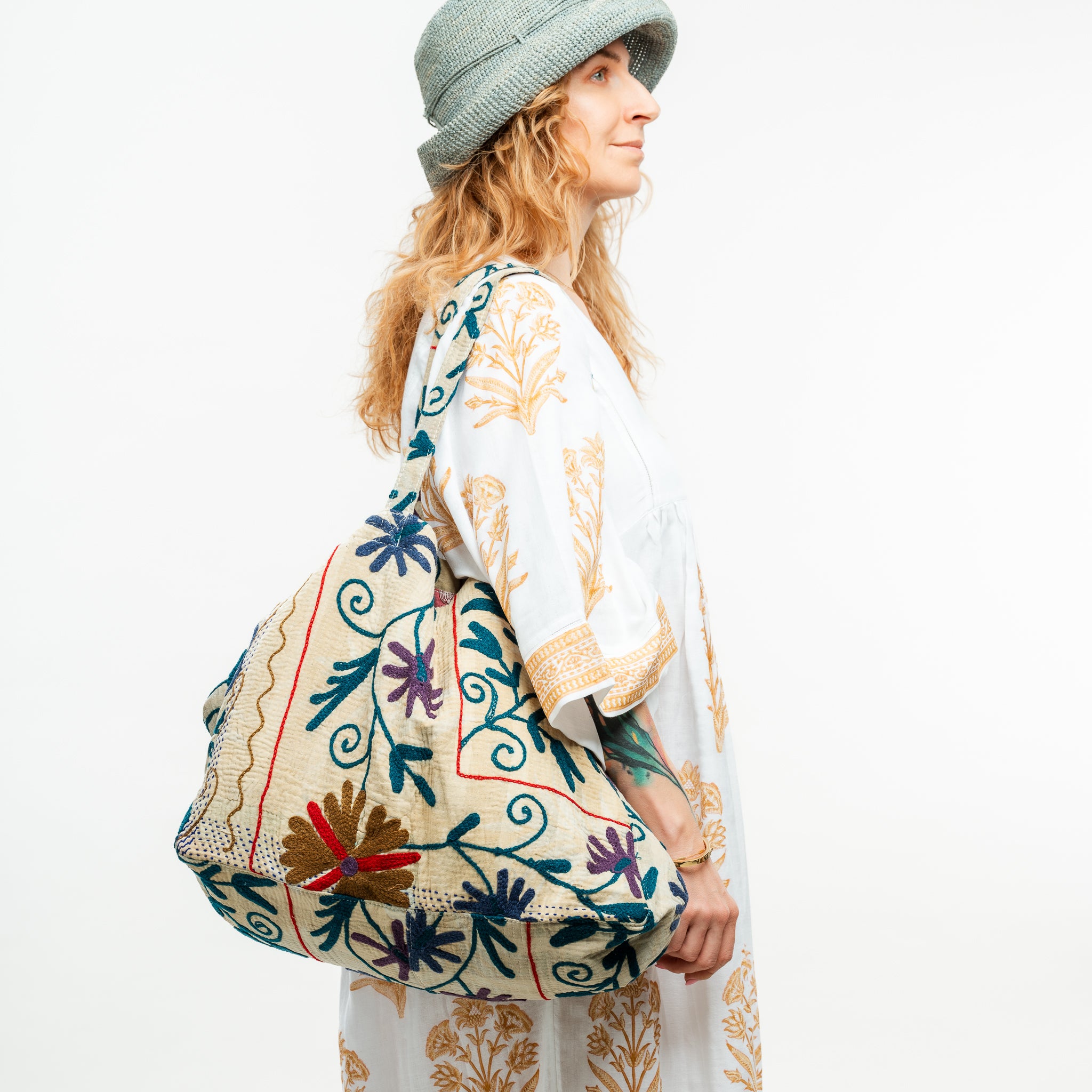 Vintage Suzani Embroidered Beach Bag Beige